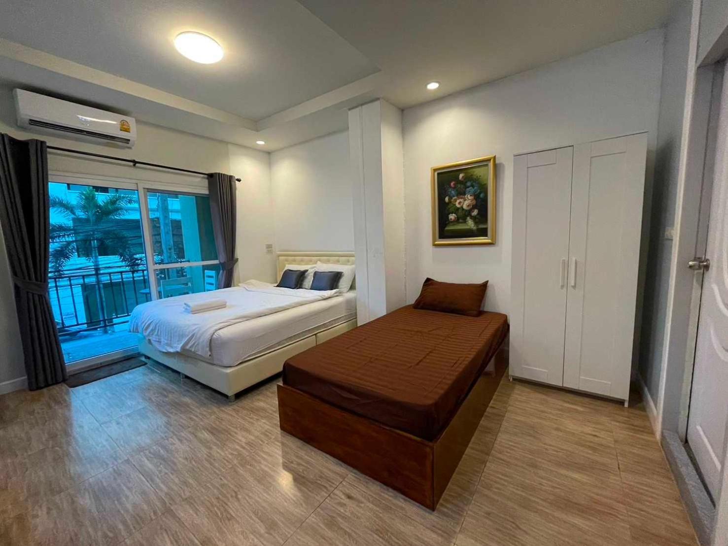 Oyo 75486 Anna Residence Jomtien Ngoại thất bức ảnh