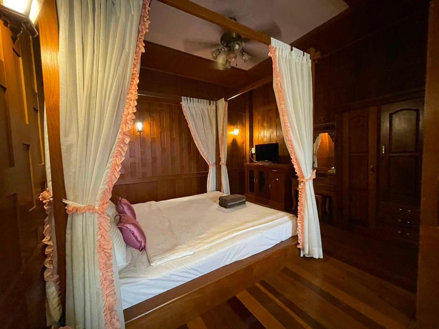 Oyo 75486 Anna Residence Jomtien Ngoại thất bức ảnh