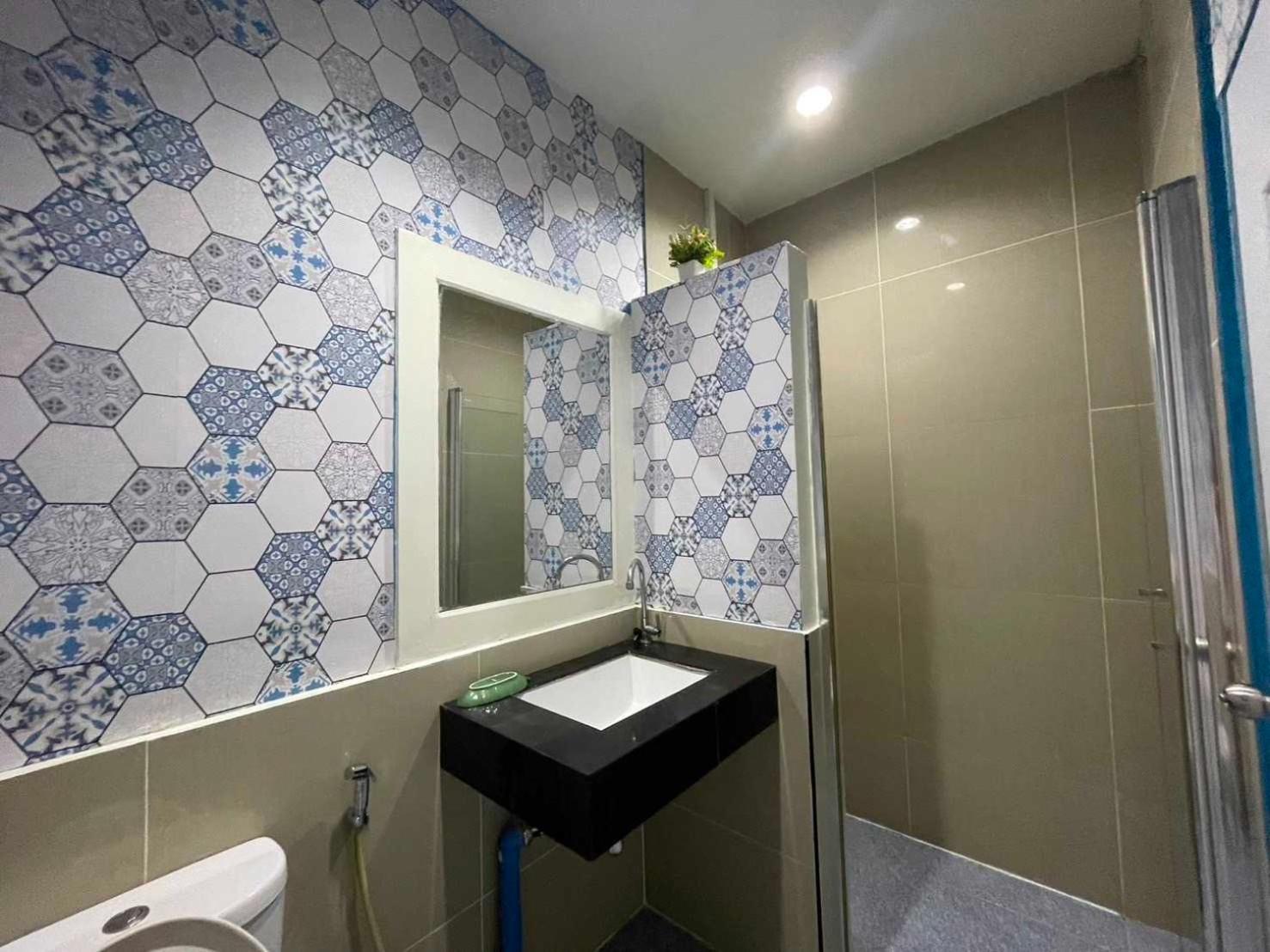 Oyo 75486 Anna Residence Jomtien Ngoại thất bức ảnh