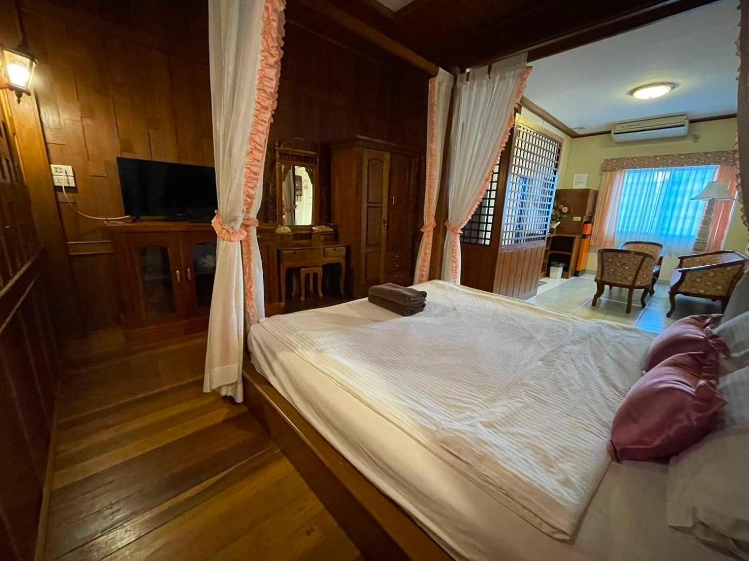 Oyo 75486 Anna Residence Jomtien Ngoại thất bức ảnh