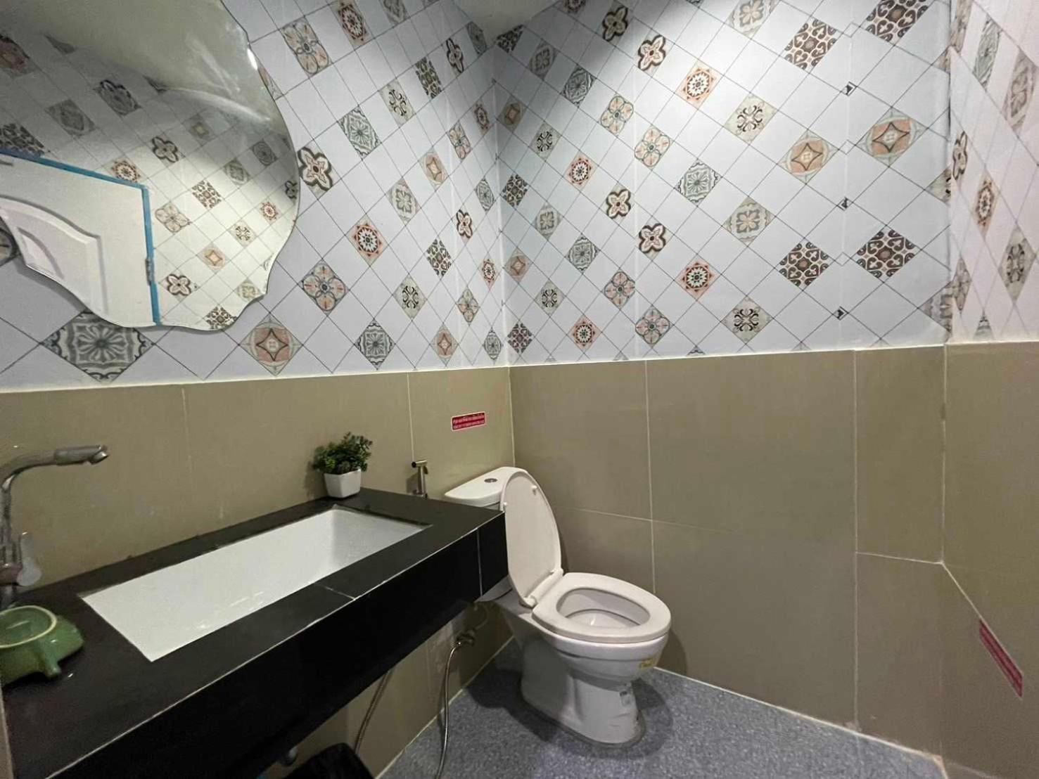 Oyo 75486 Anna Residence Jomtien Ngoại thất bức ảnh