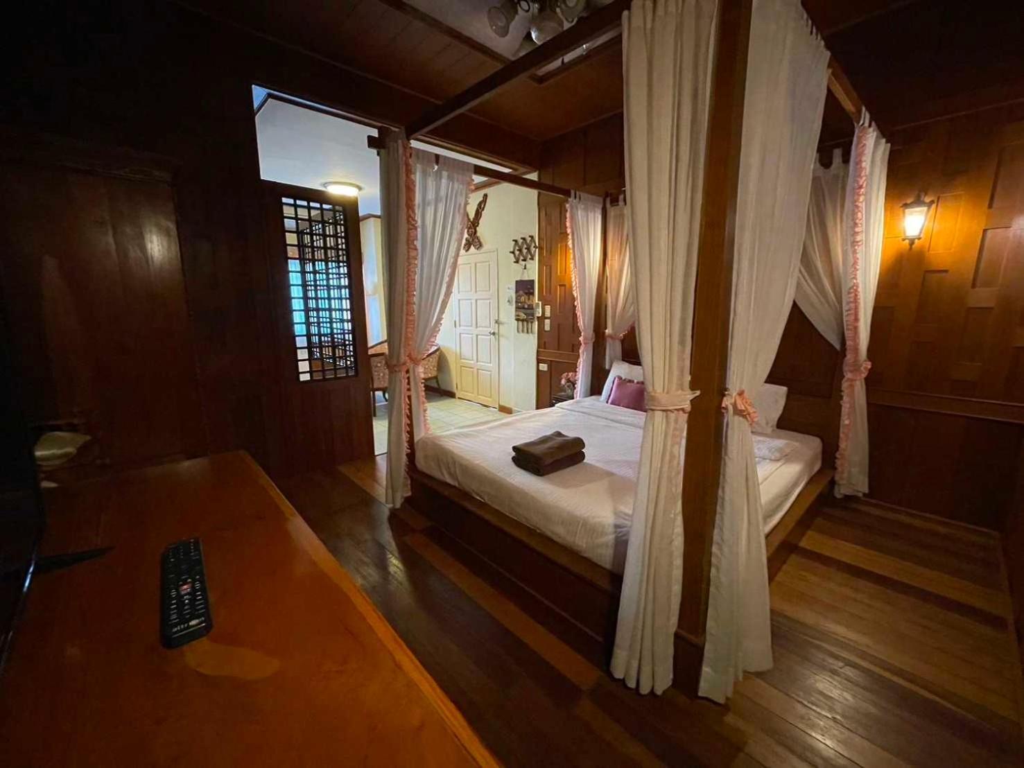 Oyo 75486 Anna Residence Jomtien Ngoại thất bức ảnh