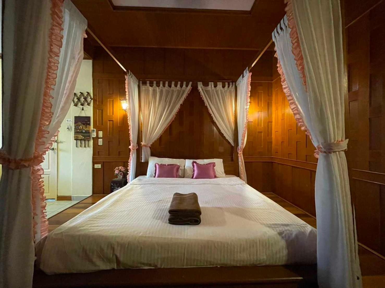 Oyo 75486 Anna Residence Jomtien Ngoại thất bức ảnh