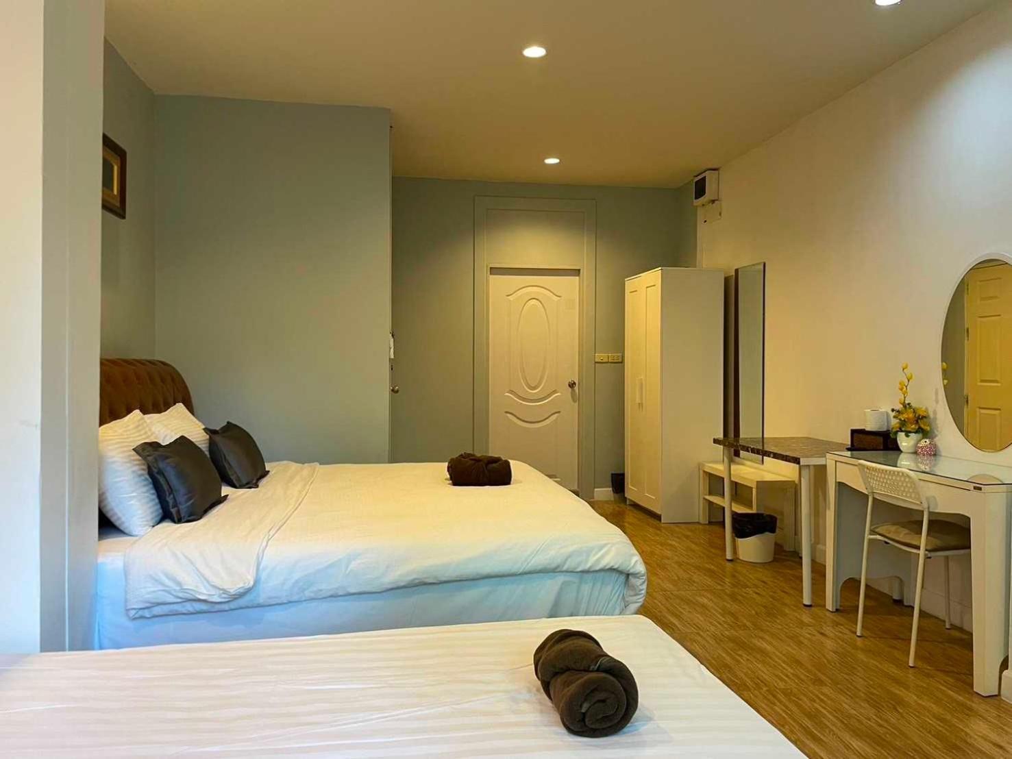 Oyo 75486 Anna Residence Jomtien Ngoại thất bức ảnh