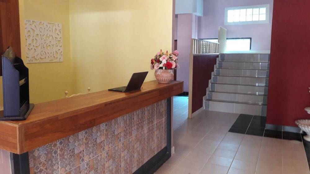 Oyo 75486 Anna Residence Jomtien Ngoại thất bức ảnh