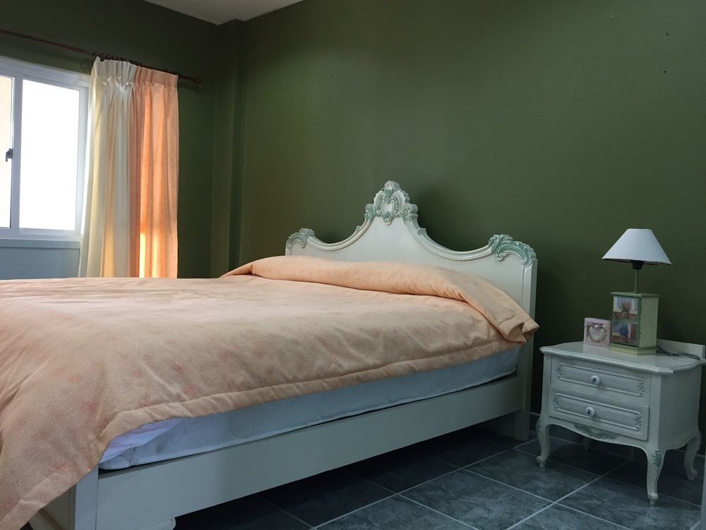 Oyo 75486 Anna Residence Jomtien Ngoại thất bức ảnh