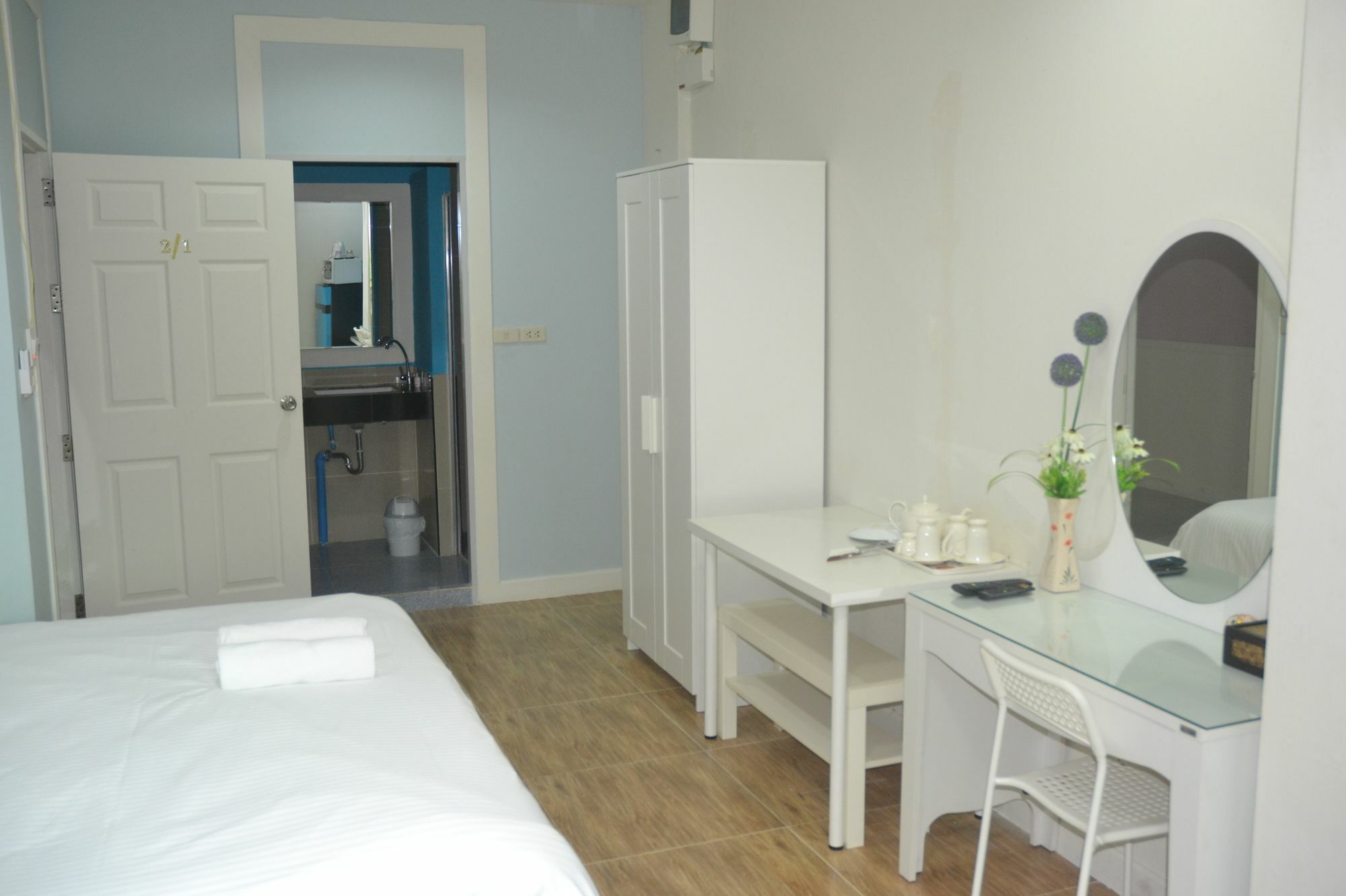 Oyo 75486 Anna Residence Jomtien Ngoại thất bức ảnh